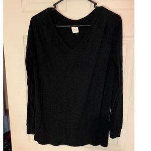 Oversized long sleeve vneck